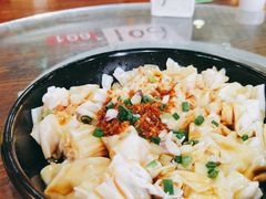 牛腩竹篙粉-石岐乳鸽村(南海第三分店)