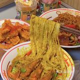 重庆探店｜在百老汇🎵内吃小面是种什么体验