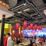 锅底点了鸳鸯锅底牛油锅，虽然点了微辣