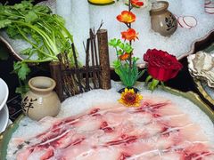 -得意咚瓜·顺德鱼生·冬瓜火锅(深圳首店)