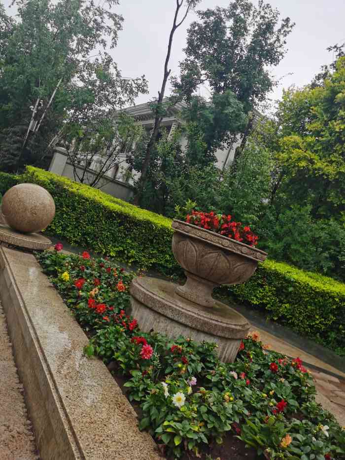 望尘莫及,哈哈哈 天茂湖分几个园区,不一定说全,但是凡尔赛庄园,温莎