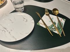 -ins森林童话餐厅coffee&bistro