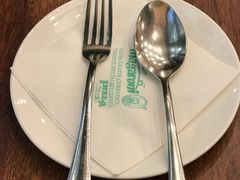 -玛格萝妮比萨屋(四平店)