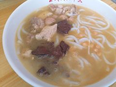 -文山荷鲜居(翠湖店)