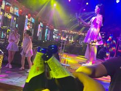-喜鹊音乐酒馆(西街店)