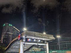 -上海体育馆(地铁站)