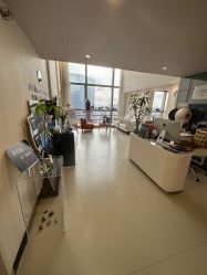 -JNK皮肤管理中心