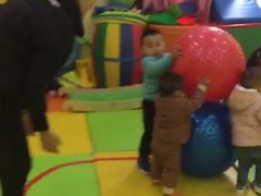 -瑞恩宝感统训练·语言提升·蒙氏托育中心