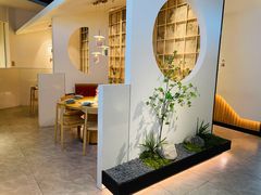 -蜜桃餐厅·伴山(绿宝广场店)