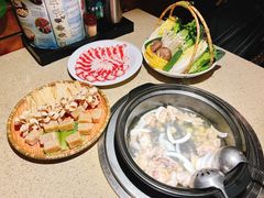 雪花肥牛-润泽园椰子鸡(汇一城店)