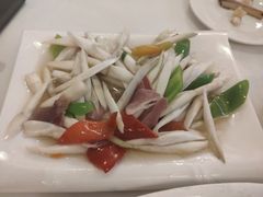 -一栋洋楼云南菜馆