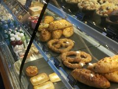 -星巴克臻选(嘉兴海宁银泰城店)