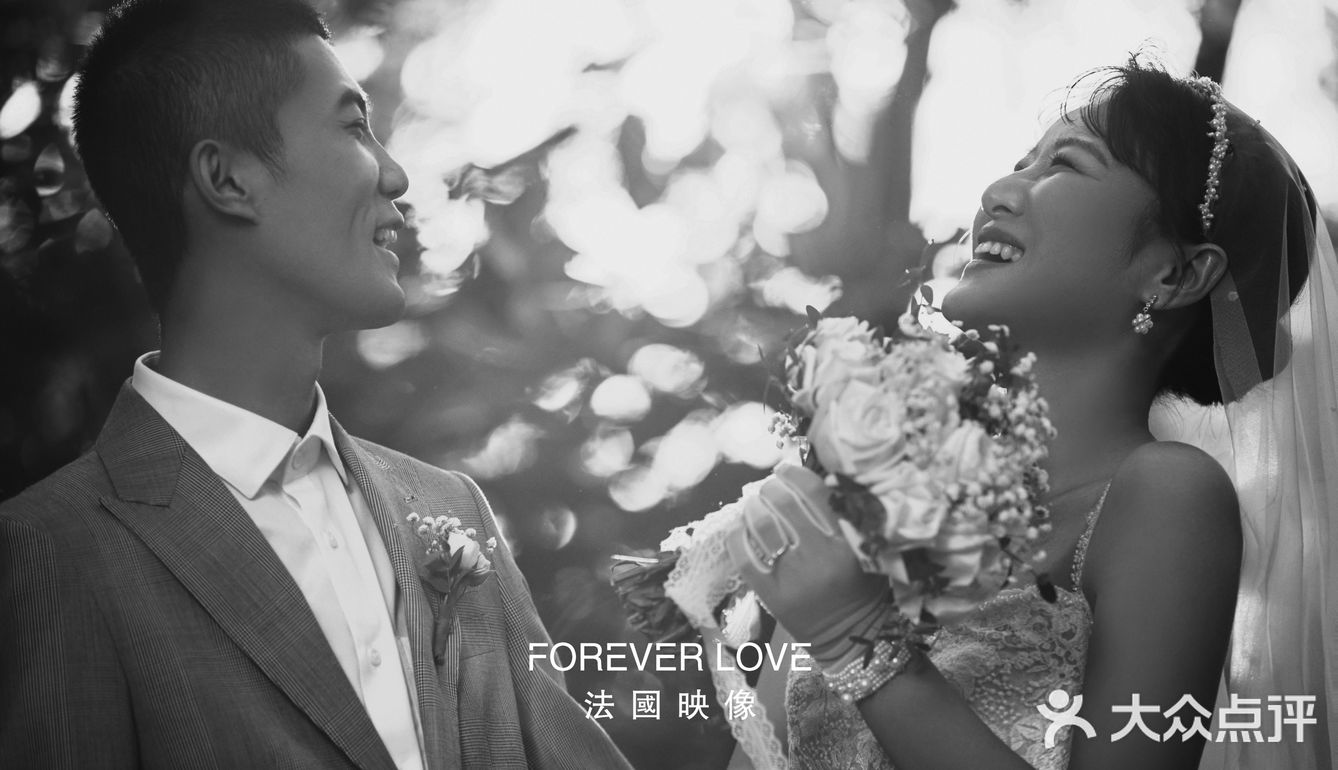 客片分享✅[爱心]😘秋天奶茶般的浪漫婚纱照你见过吗？💫