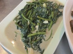 -潮界(LU·ONE凯德晶萃广场店)