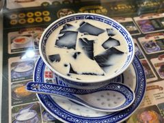 -广信牛奶甜品世家(台东店)