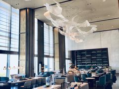 -深圳国际会展中心希尔顿酒店(前海华发冰雪世界店)