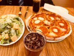 -城市大道红炉披萨烘焙坊