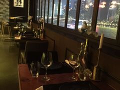 靠窗位-AZUL by FUEL蓝色·法式酒馆(琶醍店)