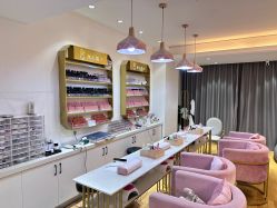 -米小兔美甲美睫