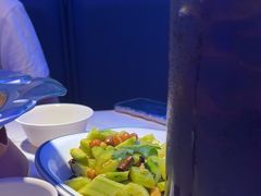 -徐记小怪兽肉蟹煲店(哈西万达金街店)
