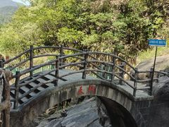 -鄣山大峡谷