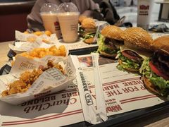 -The Habit Burger Grill 哈比特汉堡(复兴soho店)