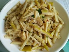 -天乐农家鱼头王(天目湖店)