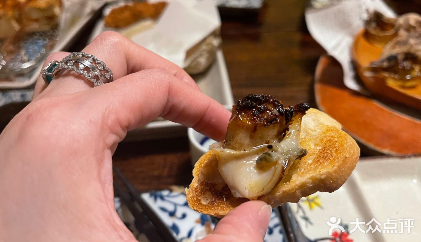 酒肴一瓢”一家贝类专门店