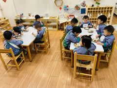 -乐融婴幼儿成长中心(四季青校区)