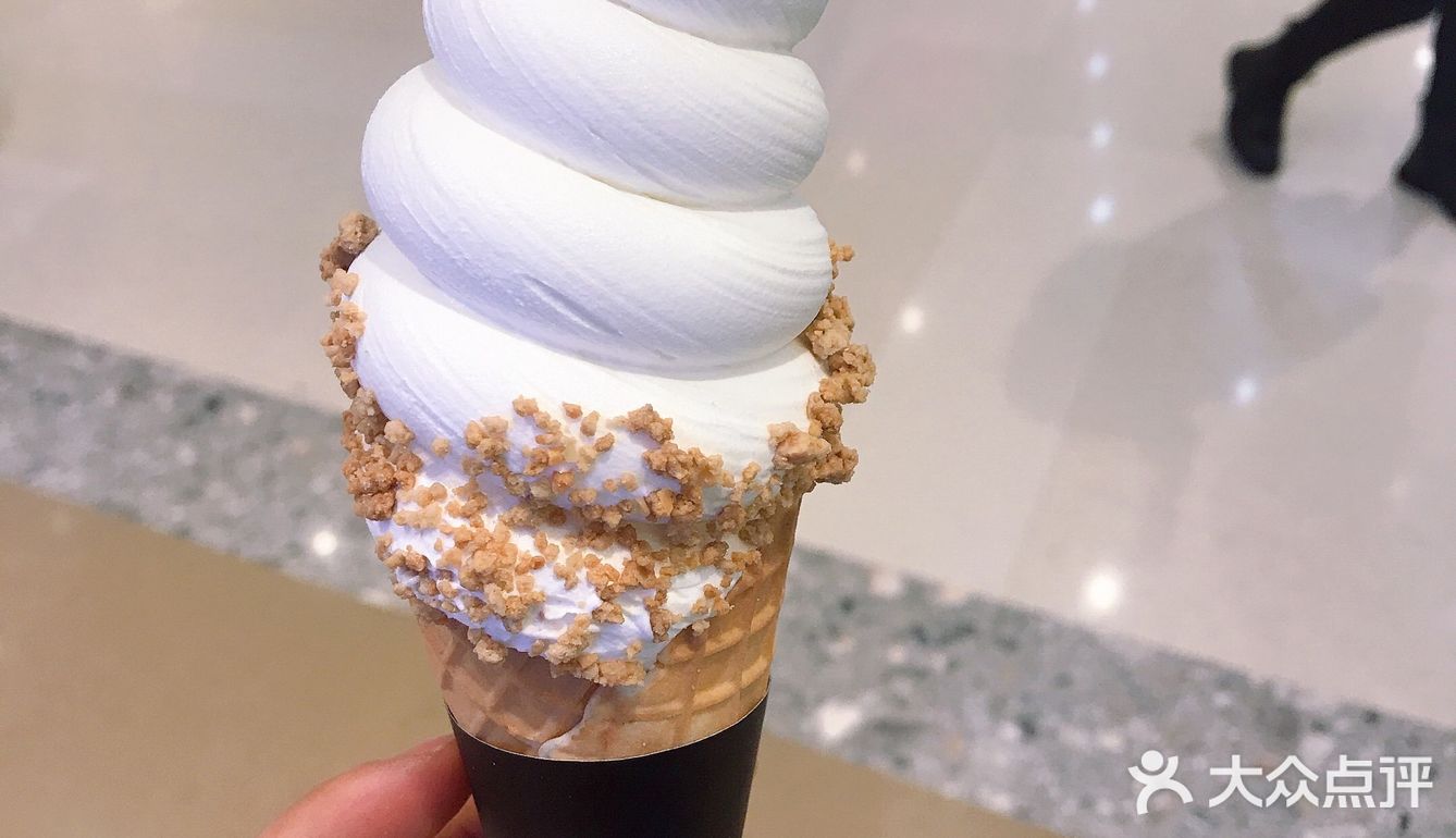 每次来队伍都排的蛮长但好在排队很快 今天终于打卡