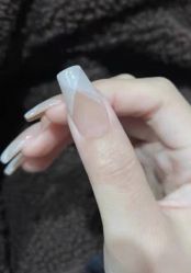 -悦指间美甲美睫