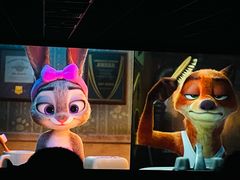 -大地院线珠江摩尔店(CL全景超级影院)