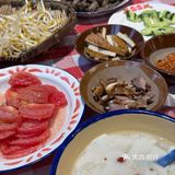 重庆火锅卷出新花样，火锅还能炒起吃。