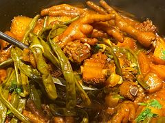 -山河屯铁锅炖·非遗东北菜(南山店)