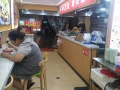 -叶伟胡辣壳面(两路口店)