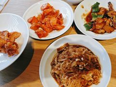 -关东小磨东北菜(上海长风大悦城店)