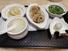-汇慈安·高端自营月嫂(武汉月子尊享店)