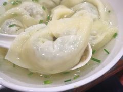 特色荠菜肉馄饨-潘国仙耳光馄饨(黄家阙路店)
