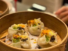 麻辣龙虾四喜饺-甄御•海鲜新青岛菜(麦岛店)