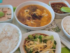 -老乡鸡(武汉光谷天地坐标城店)