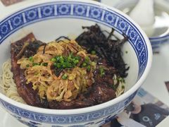 -沪西老弄堂面馆(定西路店)