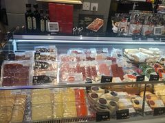 零售区-盒马鲜生(189购物中心店)