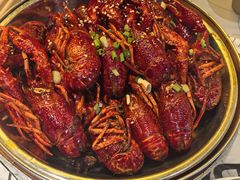 -巴厘龙虾·榜首油焖大虾(音乐学院·沿江酒馆店)