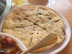 -大众跷脚牛肉馆·非遗传承单位(峨眉山店)