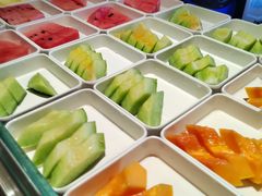 -涨巢·潮玩水疗局