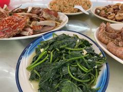 -红月湾海鲜饭店•沙滩海景(双月湾店)