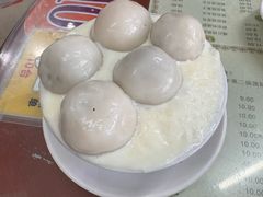 双皮奶汤圆-阿三麻蓉汤圆(顺光大厦店)
