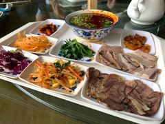 -吾穆勒蓬灰牛肉面·清真(北滨河中路店)