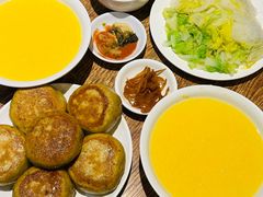 -清真吴记门钉肉饼·喜多利