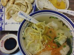 -长人馄饨铺(解放街店)